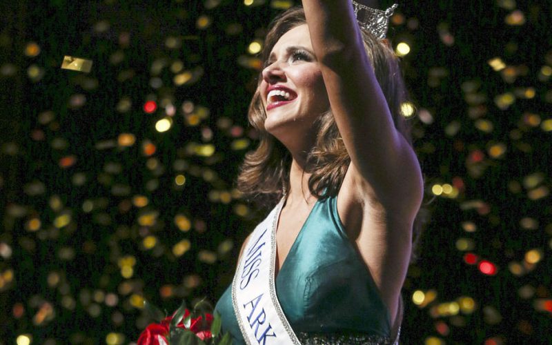 Maggie Benton Crowned 2017 Miss Arkansas