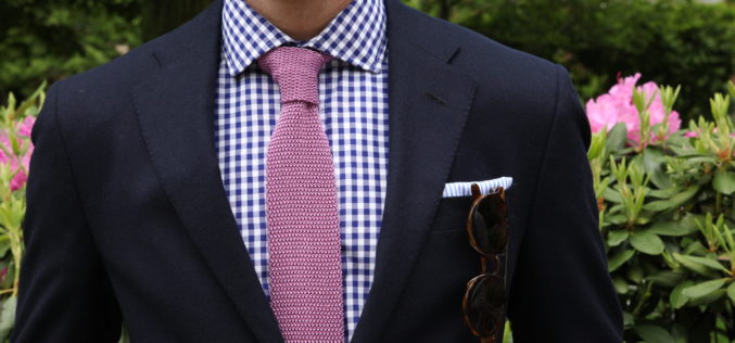 Knit tie, right tie?