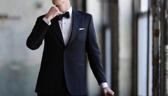 What are reasonable expectations for groomsmen’s attire?