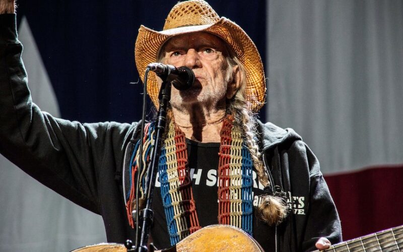 LIVE! music: Willie Nelson brings fellow outlaws Margo Price, Flatland Calvary and Particle Kid to Northwest Arkansas
