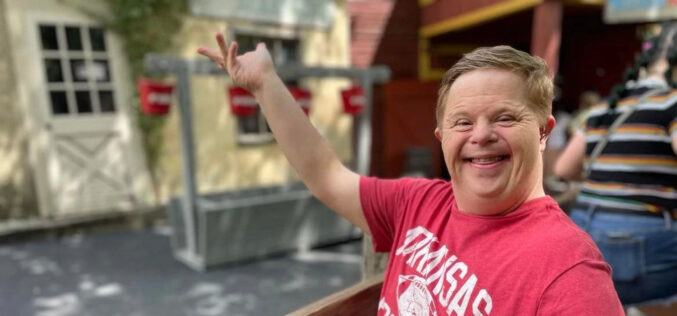 ‘Forever Young’: Silver Dollar City superfan captures hearts with kindness‘Forever Young’: