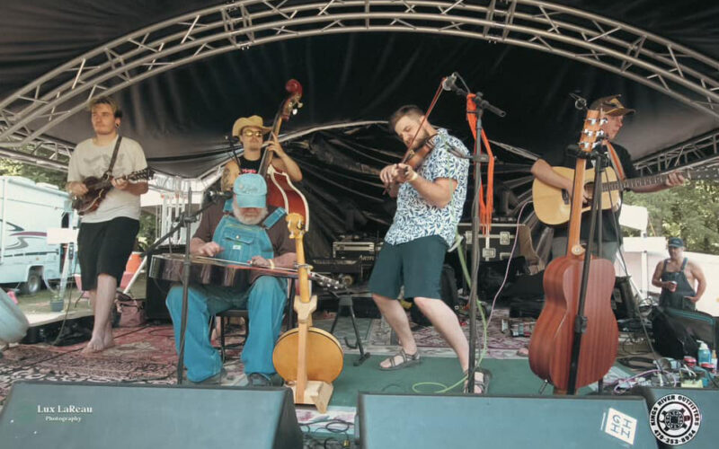 Music floats: Strings on the Kings brings music festival experience to the river